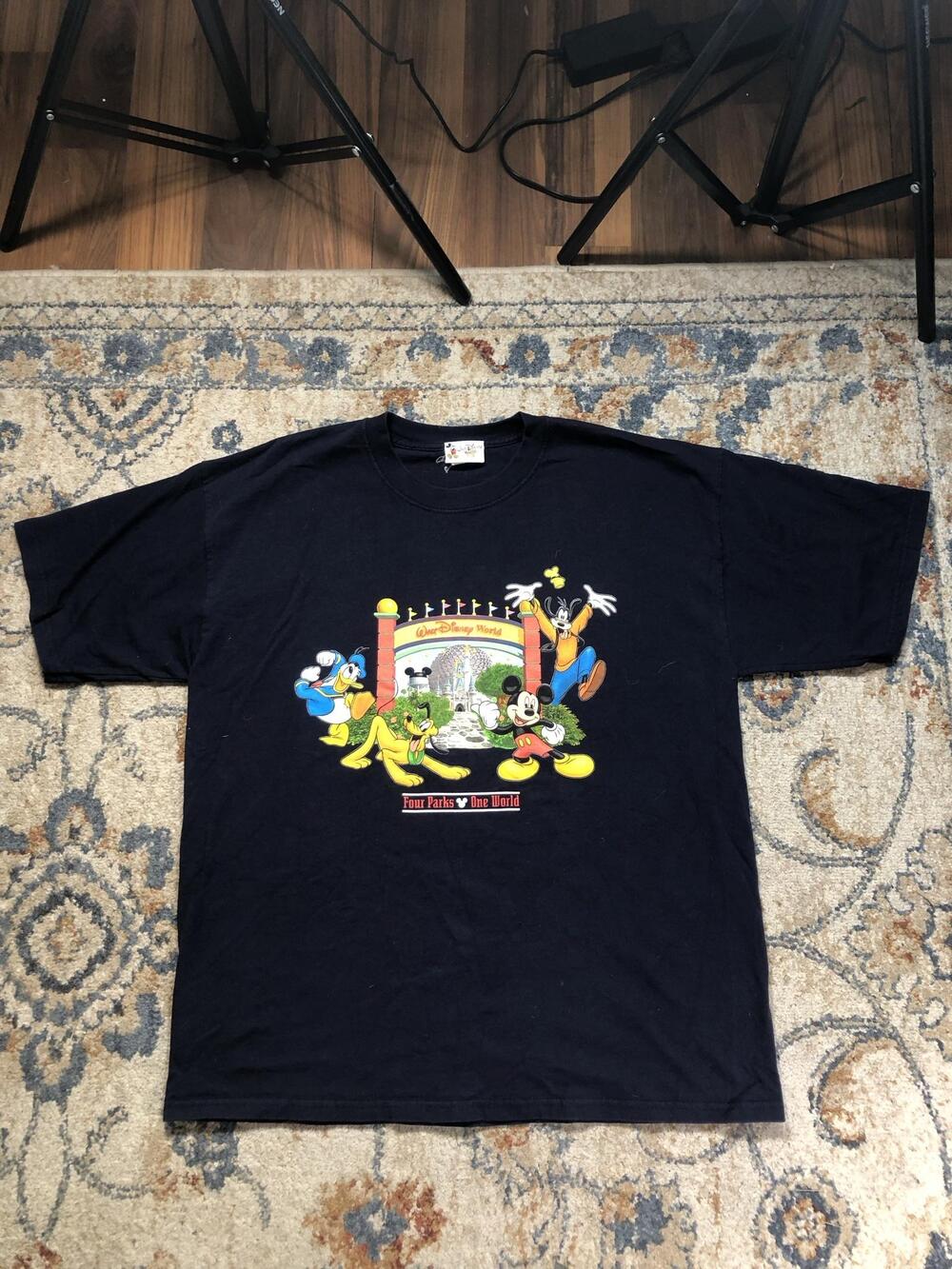 Vintage Walt Disney World Shirt Mens XL Black Four Parks One World Graphic Tee